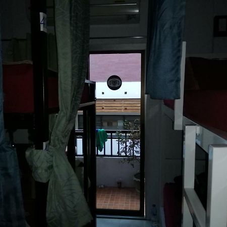 Neverland Dorm Пхипхи Экстерьер фото