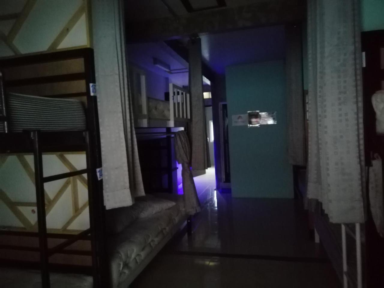 Neverland Dorm Пхипхи Экстерьер фото