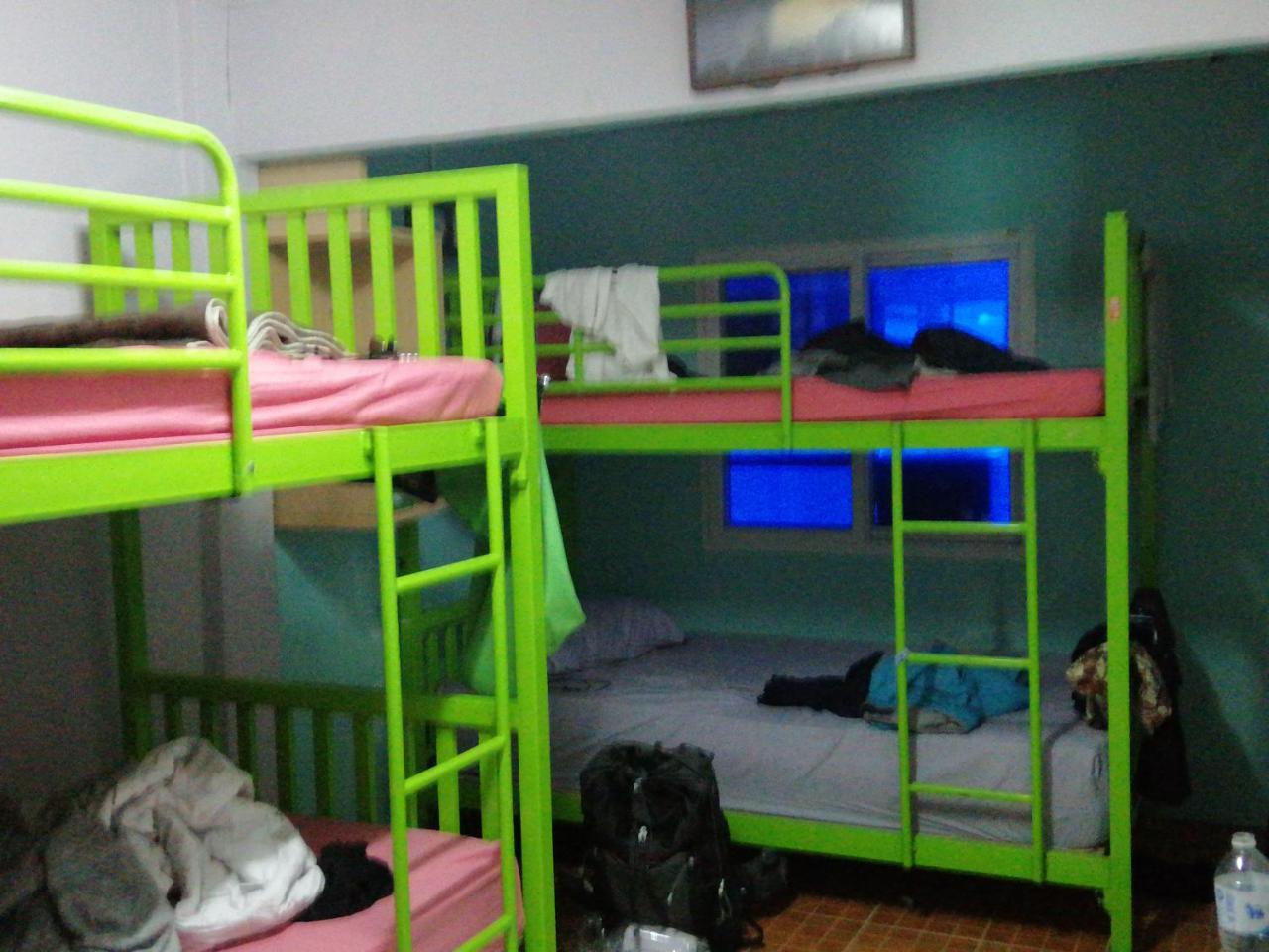 Neverland Dorm Пхипхи Экстерьер фото